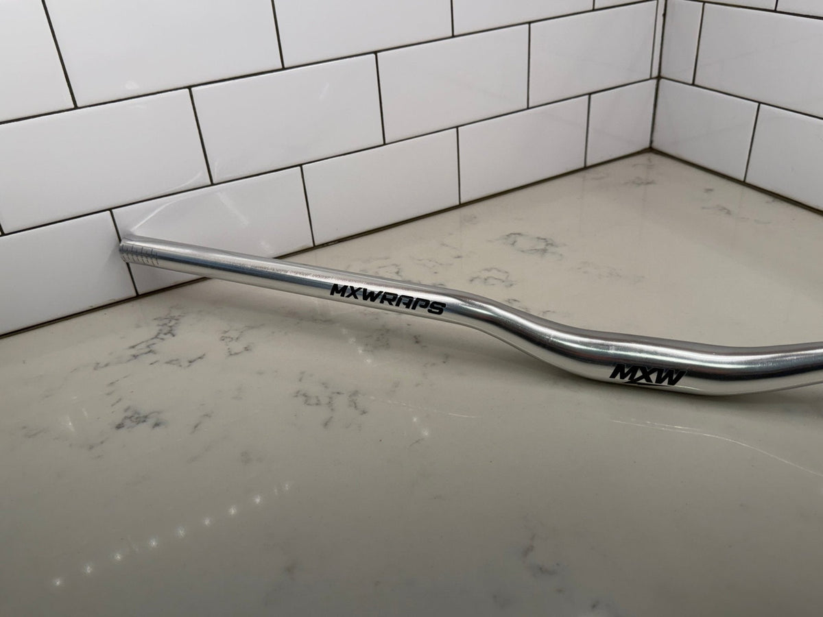 MXW Glossy Handlebars (31.8mm)