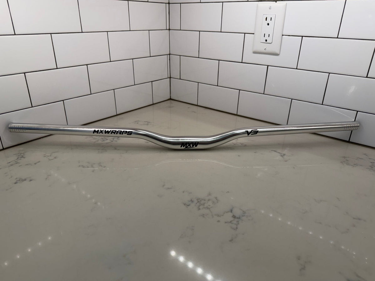 MXW Glossy Handlebars (31.8mm)