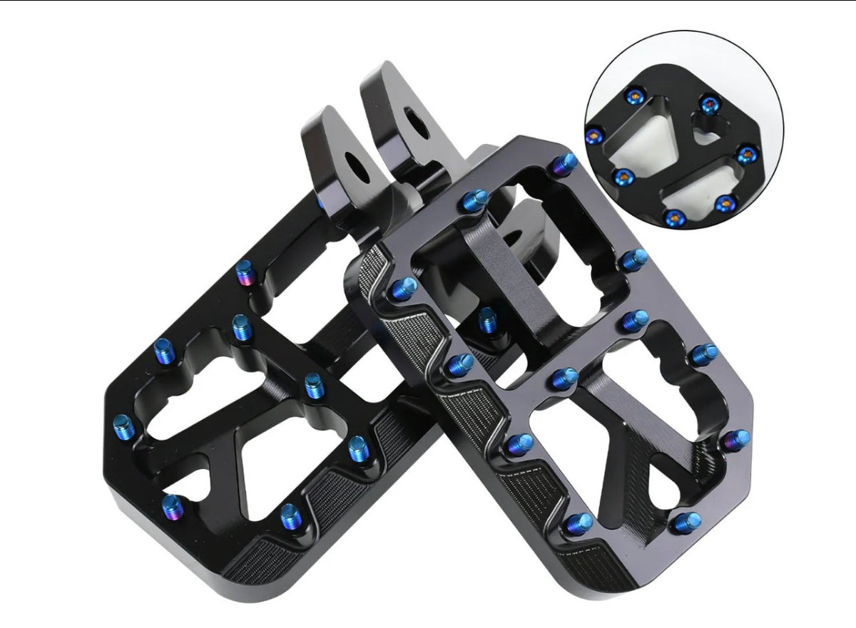 Black foot pegs