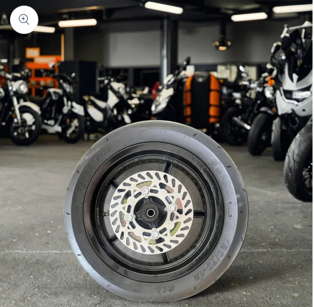 Tuttio/Razor Supermoto Wheel Set