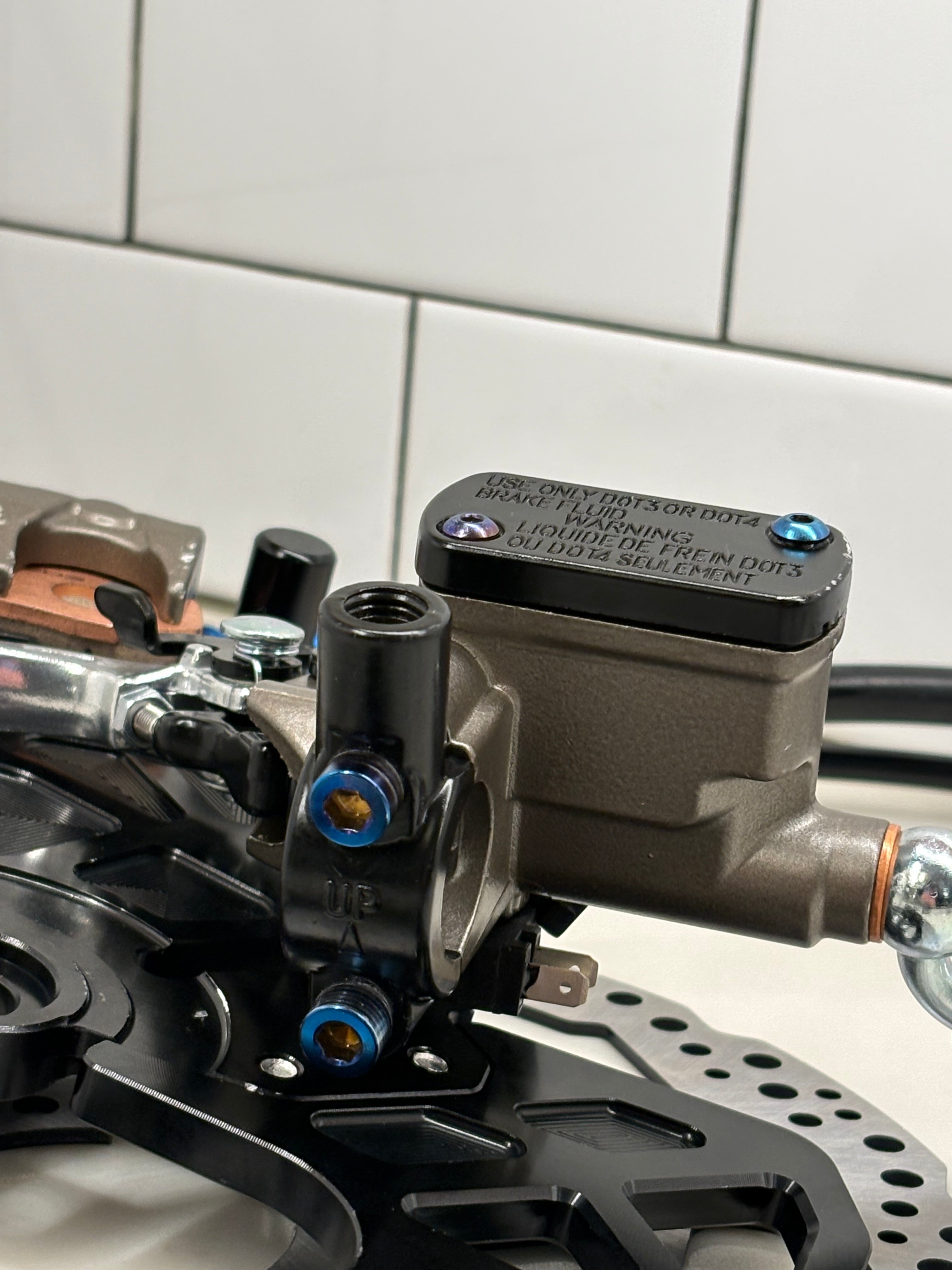 Titanium Ultra Bee Brake Kit (Surron, Eride)